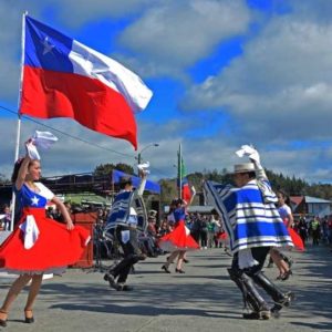 Descubre las vibrantes celebraciones tradicionales en Chile